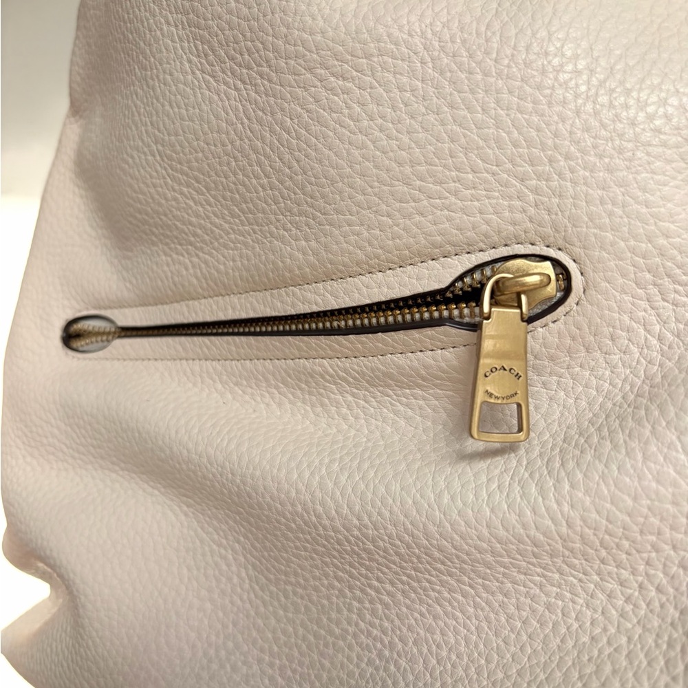 Coach Ivory Shay bag - Picture 5 of 5